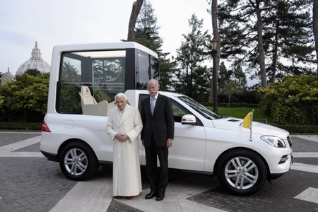 Papamóvil
