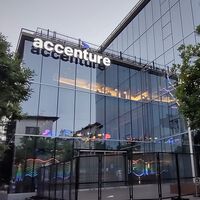O impressionante não é que a Accenture esteja demitindo 11 mil trabalhadores em função da IA, mas sim que está contratando muito mais para a IA