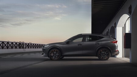 CUPRA Formentor VZ5 Dynamic 05 Hq