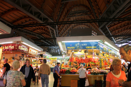 interior-mercado-santa-caterina-barcelona