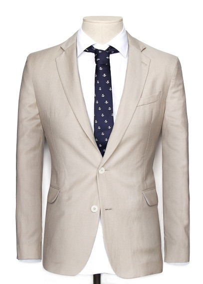 HE by Mango no quiere que pases calor con su estupenda colección de lino