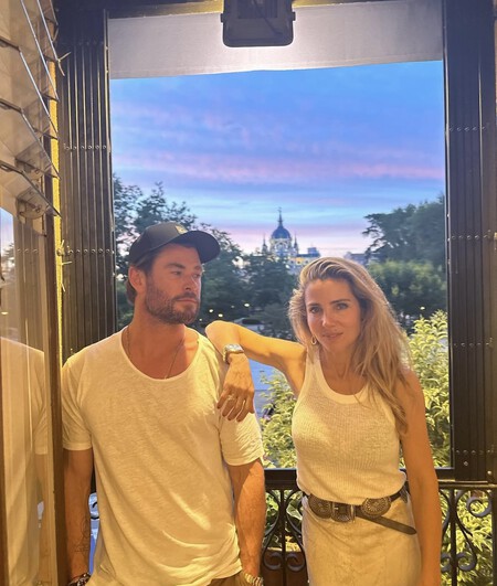 Elsa Pataky junto a su esposo