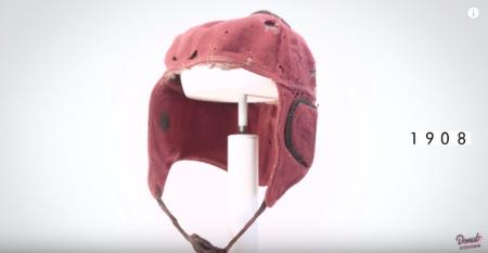 De la tela a la fibra de carbono y kevlar, así han evolucionado los cascos.