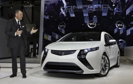 Presentación de GM en el Salón de Ginebra: Opel Ampera y la despedida de Bob Lutz