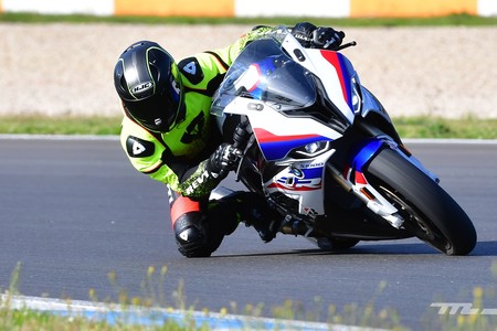 La BMW S 1000 RR 2019 ya tiene precio: 21.250 euros para una Superbike de 207 CV altamente evolucionada