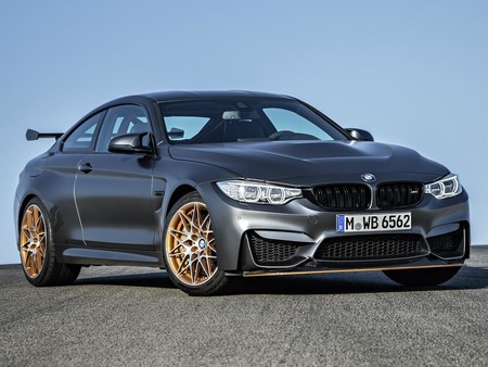 BMW M4 GTS