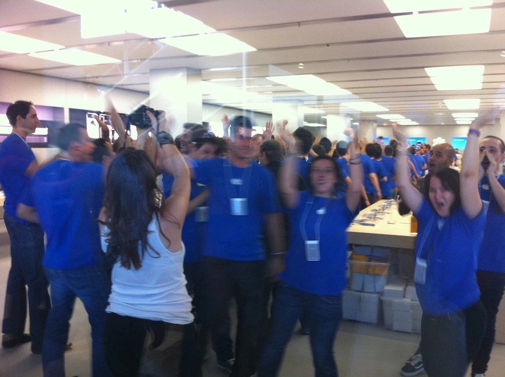 Foto de Inauguración Apple Store La Maquinista (41/93)