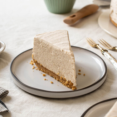 Tarta de leche merengada, receta sin horno y súper refrescante para poner el broche de oro a una celebración