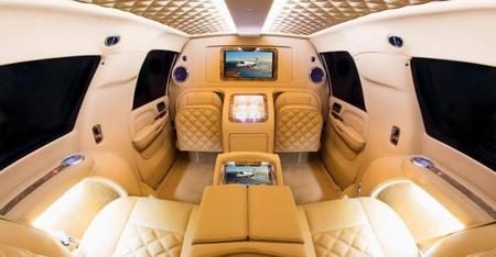Escalade "First Class" por Carisma Auto Design