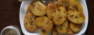 Patatas al horno que se deshacen en la boca: deliciosa receta de guarnición