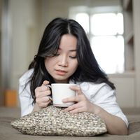 Tomar café por las mañanas: la ciencia por fin tiene una respuesta sobre qué tan saludable es