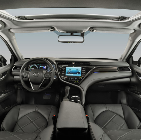 Toyota Camry Hybrid 11