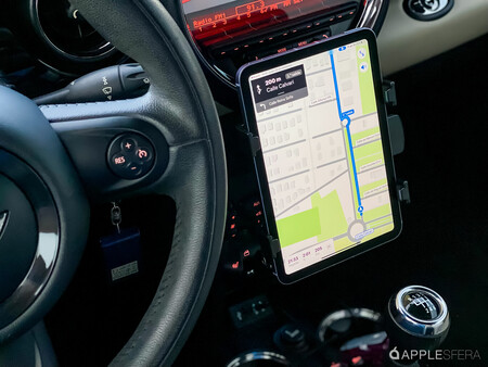 Hay gente usando un iPad en sus coches en lugar de CarPlay. Y sus razones son tan buenas como estos ejemplos