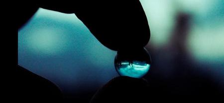 Anatomía de una foto: "The world on my fingers" por Daniel Barrera