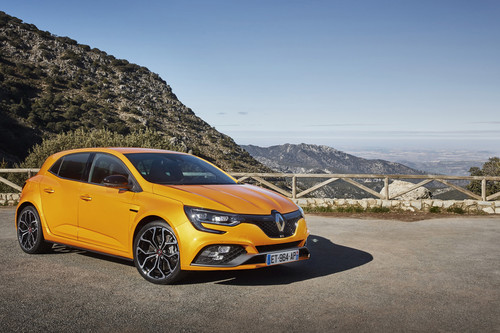 Al volante del Renault Mégane R.S: un deportivo para disfrutar, tanto en carretera como en circuito 