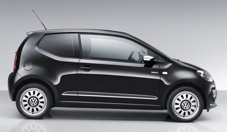 Volkswagen-Up-black-2
