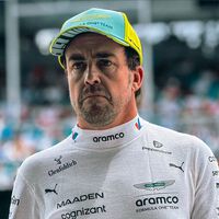 Es oficial: Aston Martin se ha convertido en el peor equipo de la F1, y Fernando Alonso está harto: "No hay esperanzas de puntuar" 