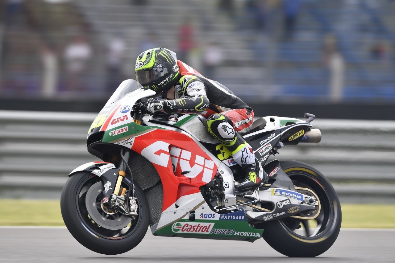 Cal Crutchlow vence un loquísimo GP de Argentina en el día que Marc Márquez rozó la bandera negra