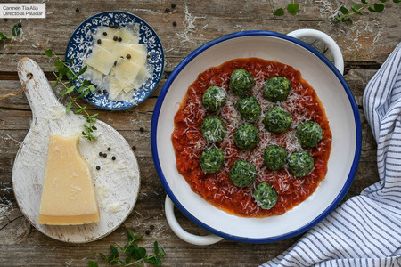 Malfatti o albóndigas italianas de espinacas y queso