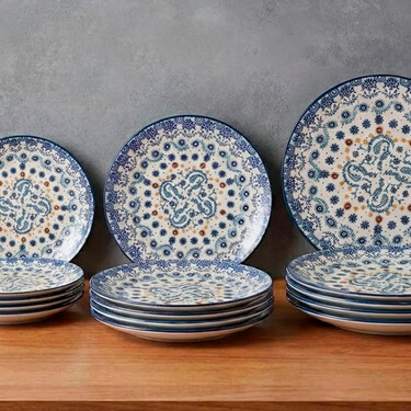 La vajilla Santa Clara disponible en Alcampo por menos de 40 euros es rústica y de inspiración portuguesa