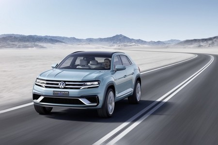 Hyundai Sonata, Mercedes-Benz C350 y Volkswagen Cross Coupe GTE: tres modelos con apellido plug-in en Detroit