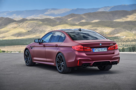 El nuevo BMW M5 ya es oficial, ¡con un V8 biturbo de 600 CV y tracción a las cuatro ruedas!