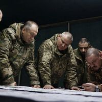 A mais recente tática da Rússia é o mais próximo que temos de um truque de mágica: quando a Ucrânia se dá conta do que está acontecendo, os russos já estão por trás de tudo 