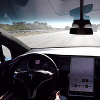 ¿Te acuerdas del vídeo con el que Tesla promocionaba el Autopilot? Era falso. Y eso quizá no sea lo más grave 