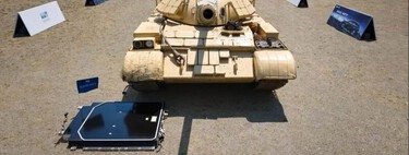 Las pruebas de choque en Europa son para aficionados. En China aplastan las baterías de los coches eléctricos con tanques de 36 toneladas para demostrar que son seguras 