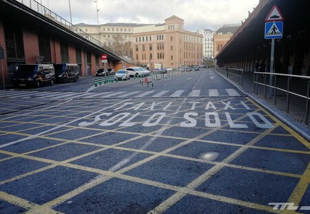 Parada de taxis en la estación de Atocha