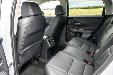 Honda ZR-V 2025 asientos traseros