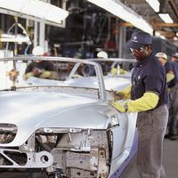 Trump exige a Europa que compre más productos norteamericanos: si no, los coches europeos tendrán más aranceles