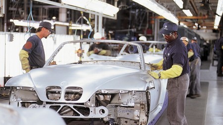 Trump exige a Europa que compre más productos norteamericanos: si no, los coches europeos tendrán más aranceles