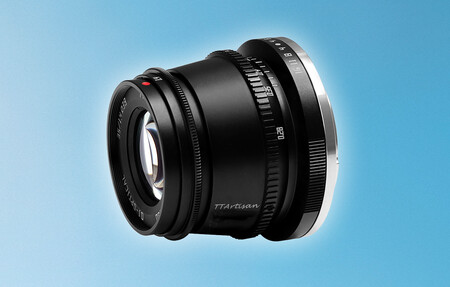 TTartisan 35mm f/1.4, un objetivo manual, fijo y luminoso por muy poco dinero para mirrorless APS-C y Micro Cuatro Tercios