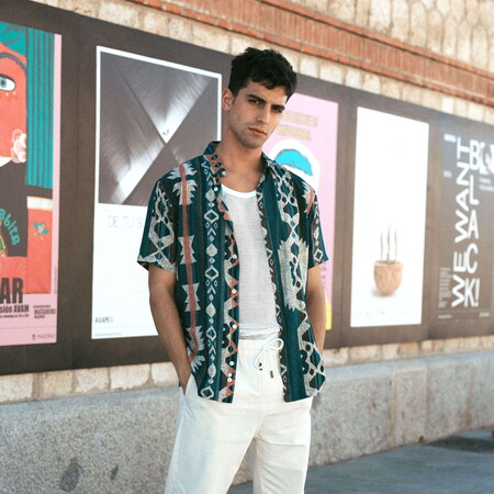Los mejores looks de Street Style que puedes copiar con estas prendas de moda de Bershka para recibir la primavera