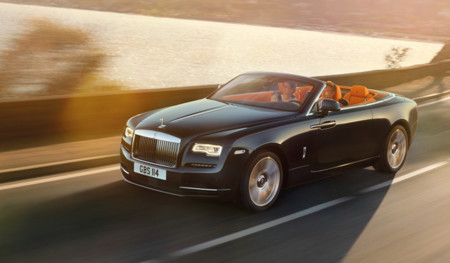 Rolls-Royce Dawn: lujo y melena al viento, para cuatro