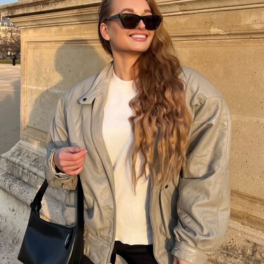 O los amas o los odias. Los pantalones pitillos vuelven a ser tendencia este otoño y así es como se llevan en clave 2026