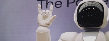 El primer intento de China de imitar a ChatGPT termina en un fracaso con pérdidas de 4.000 millones de dólares 