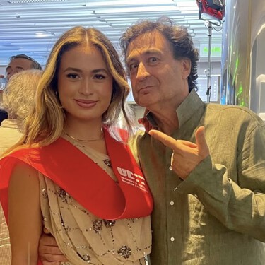 Una hija graduada, un hijo universitario, una adolescente y una esposa "que se lleva toda la carga": la familia de Pepe Rodríguez 