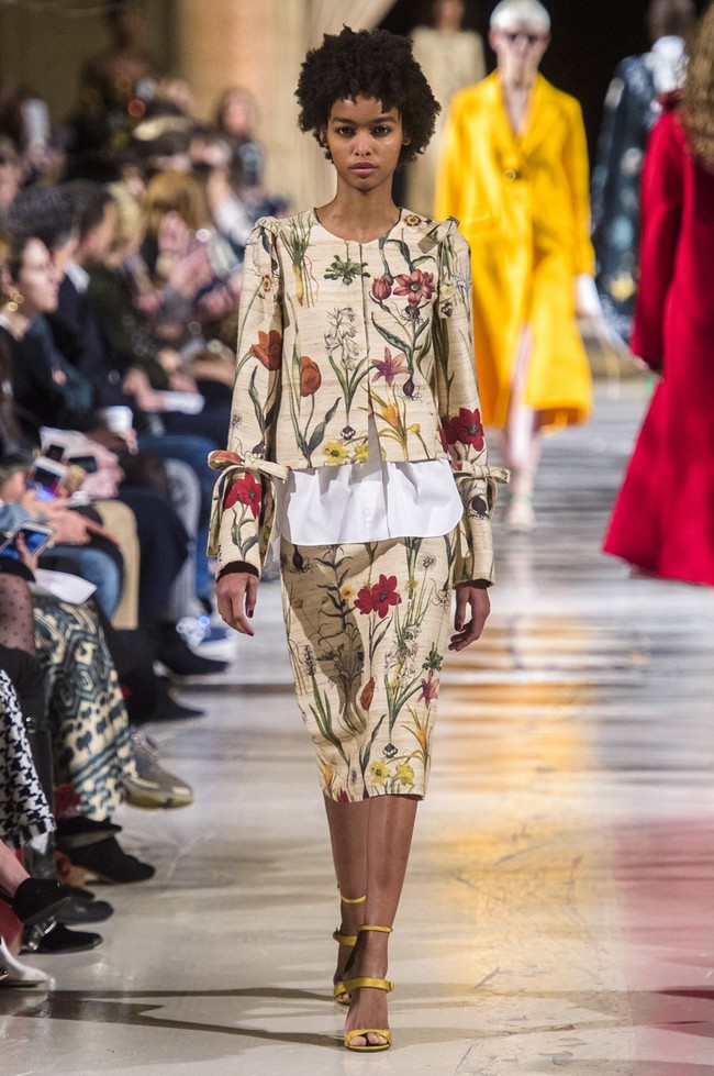 De La Renta Rf18 1784