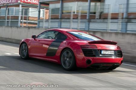 Audi R8 V10 S-Tronic