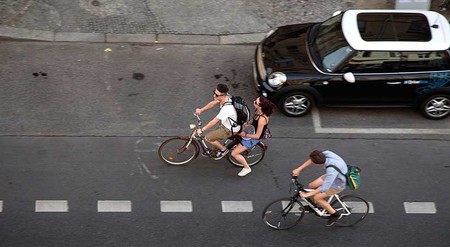 Ciclistas Y Automovilistas 1