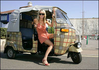 Los tuk tuks viajan a Occidente
