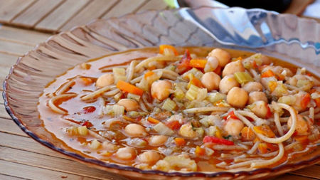 La crisis económica pone en riesgo la dieta mediterránea