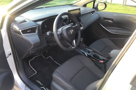 Toyota Corolla 125h 21