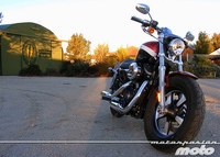 Motorpasión a dos ruedas: Harley-Davidson XL1200CA (prueba), Ducati Hypermotard 2013 o el robo a Marc Márquez