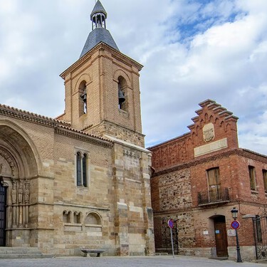La villa medieval española detenida en el tiempo: asados espectaculares, calzadas romanas y un lugar espléndido para ver el eclipse 2026