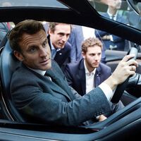 "Adiós a las fábricas de baterías europeas". Francia avisa: la industria del coche eléctrico en Europa está muerta si Alemania salva a los coches de gasolina