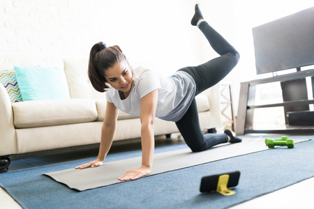 Plan de entrenamiento en casa, con tres días de entrenamiento por semana
