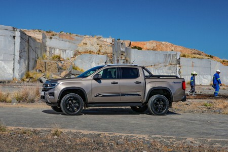 Volkswagen Amarok 2023 24